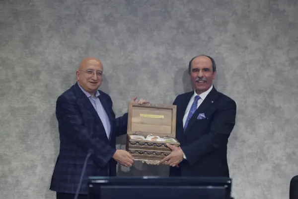 Meclis ve Etkinlikler